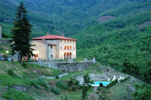 Agriturismo Casentino - Fattoria Ventrina Martina Exteriör bild